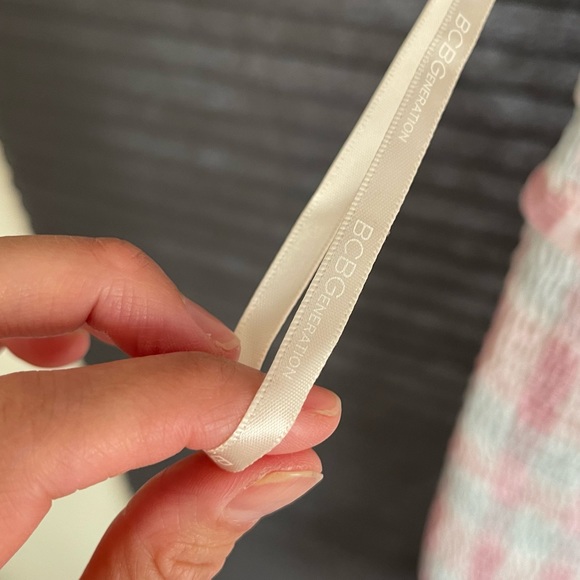 BCBG SMOCKED DRESS - Picture 5 of 6